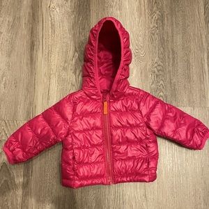 Primary Baby lightweight puffer jacket in Fuchsia, 6-12 mo